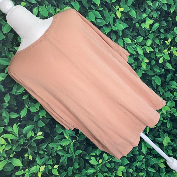 PEACHY PINK 3/4 SLEEVE TUNIC SHIRT W/ LOOSE FIT · SIZE M - Picture 4 of 5